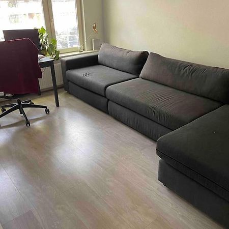 Private Double Bed Room Only With Balcony In Apartment Rotterdam Exterior foto