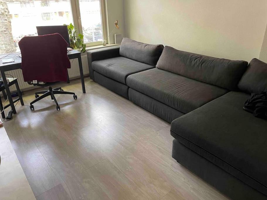 Private Double Bed Room Only With Balcony In Apartment Rotterdam Exterior foto